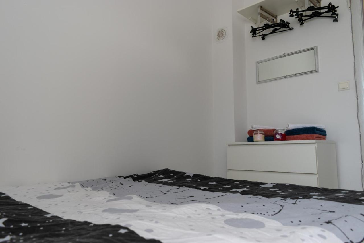 Ferienwohnung Stan Na Dan 021 Novi Sad Exterior foto