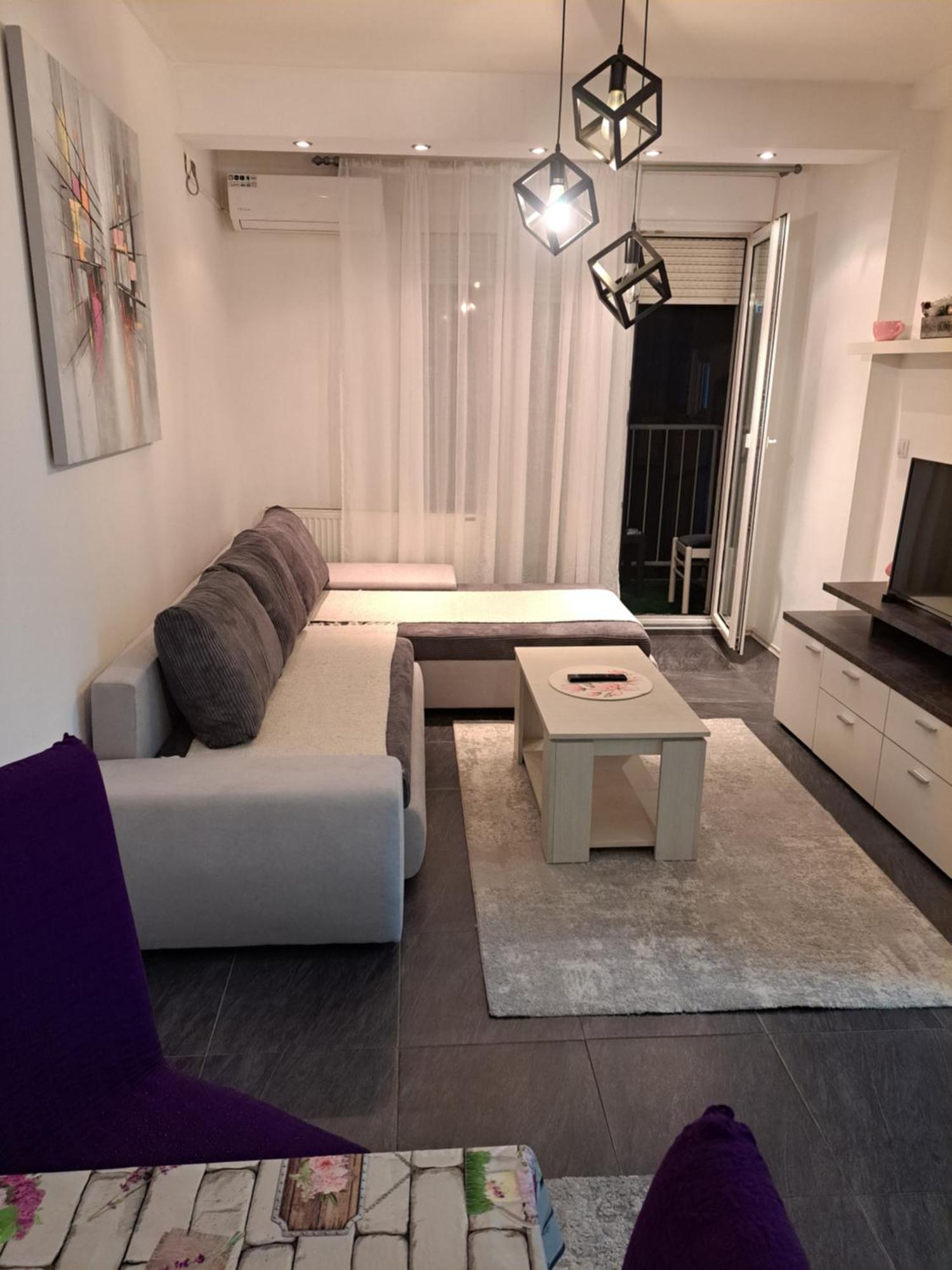 Ferienwohnung Stan Na Dan 021 Novi Sad Exterior foto